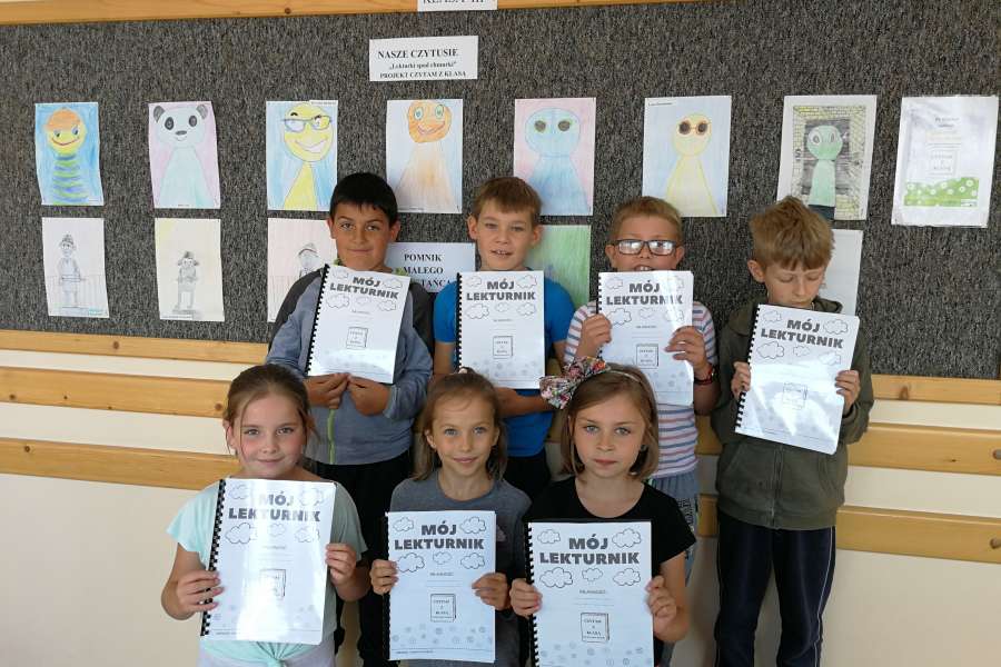 Czytam z klasą - lekturki spod chmurki
