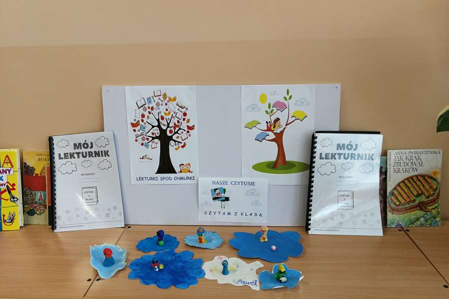 Czytam z klasą - lekturki spod chmurki