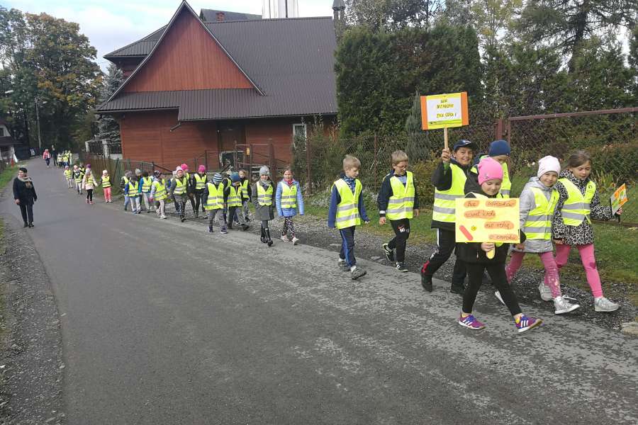 Spotkanie z policją -odblaskowa szkoła1-3