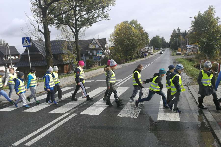 Spotkanie z policją -odblaskowa szkoła1-3