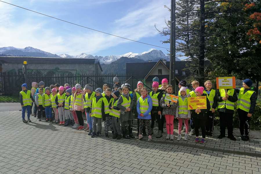 Spotkanie z policją -odblaskowa szkoła1-3