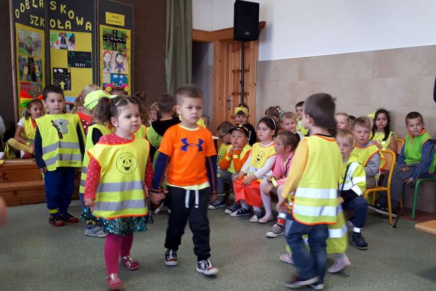 szkole podsumowanie  ”X EDYCJI ODBLASKOWEJ SZKOŁY”