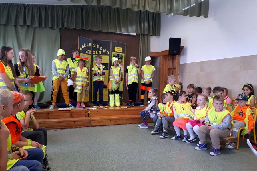 szkole podsumowanie  ”X EDYCJI ODBLASKOWEJ SZKOŁY”