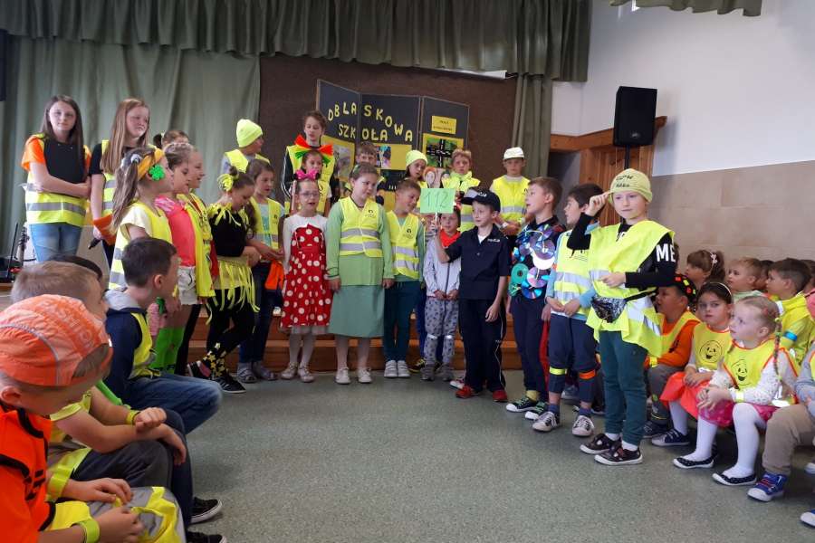 szkole podsumowanie  ”X EDYCJI ODBLASKOWEJ SZKOŁY”