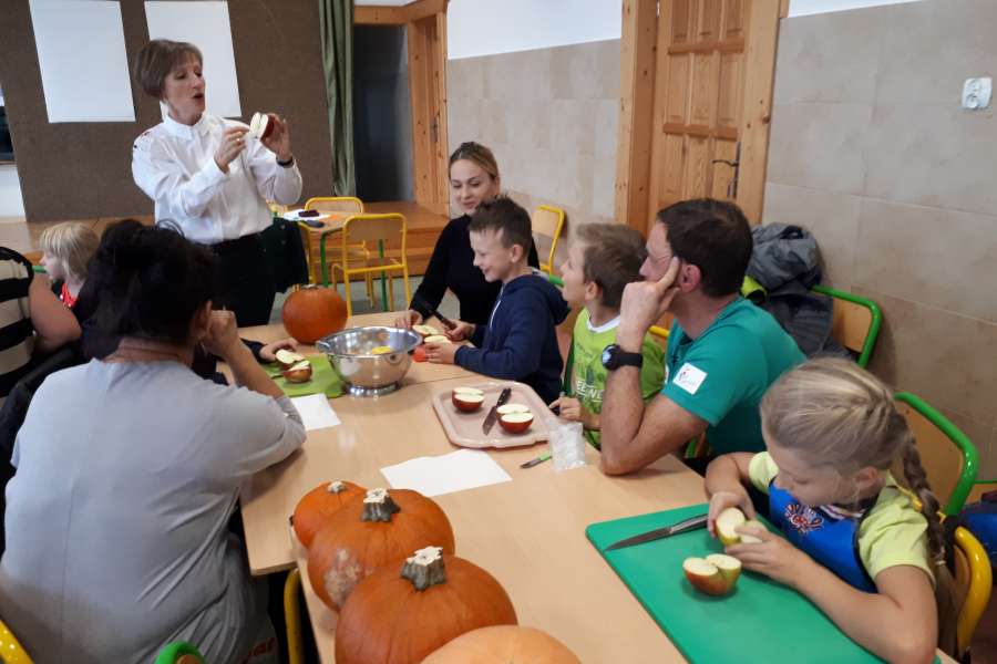 OWOCE ZDROWE I KOLOROWE