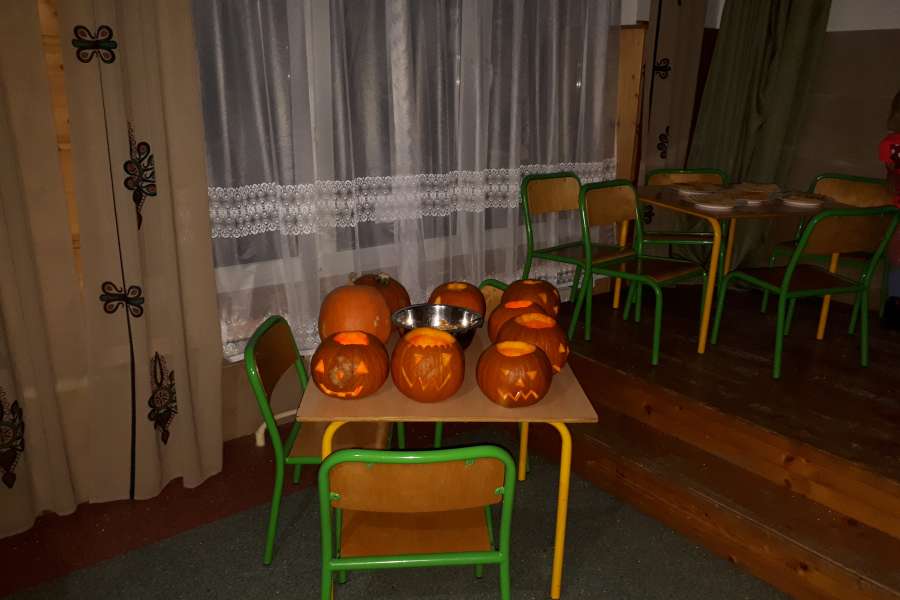 OWOCE ZDROWE I KOLOROWE