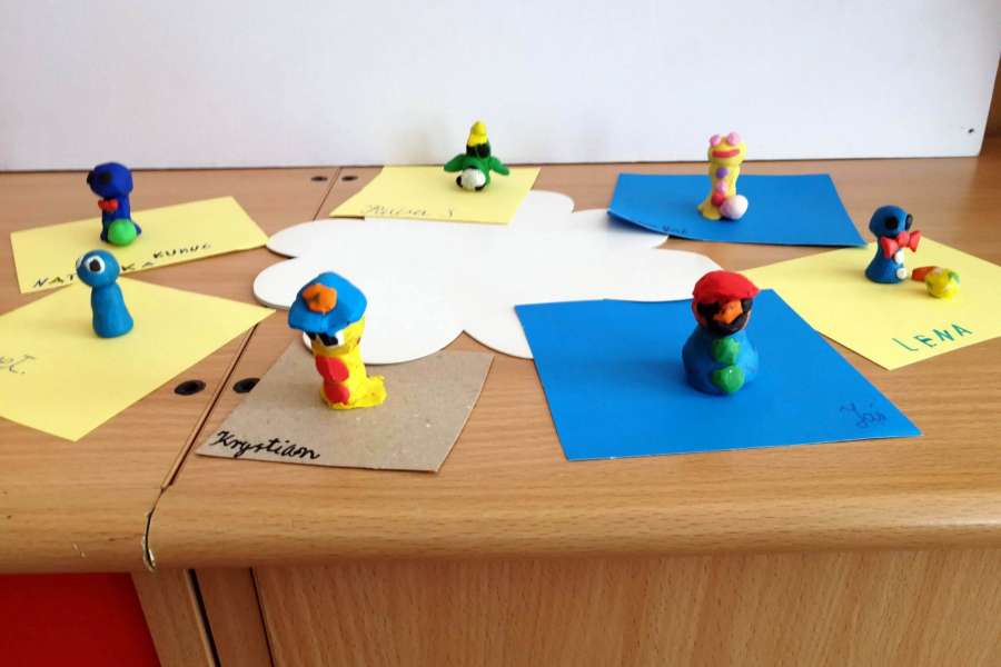 "Czytam z Klasą - Fikuśne lekturki spod chmurki"