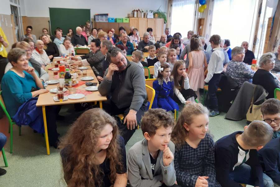 Dzień Babci i Dziadka- wieczornica klas 1-3