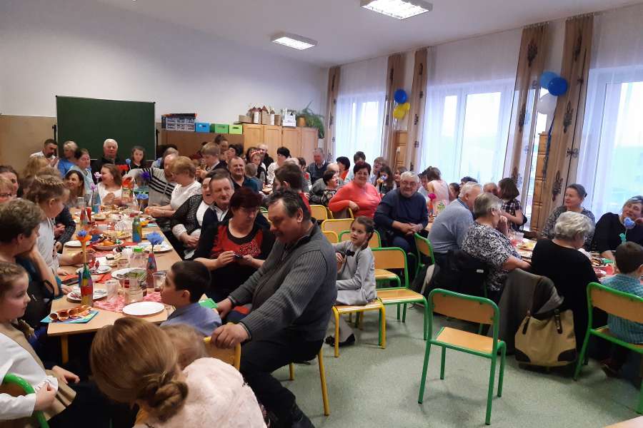 Dzień Babci i Dziadka- wieczornica klas 1-3