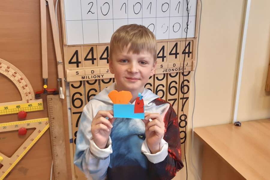 DZIEŃ BABCI I DZIADKA W KLASIE 2