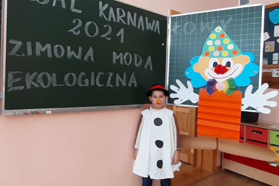 ZABAWA KARNAWAŁOWA UCZNIÓW KLASY 2- 1 II 2021