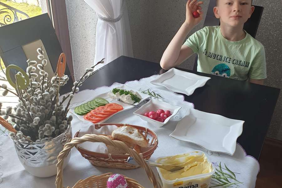 PRZYGOTOWANIA DO ŚWIĄT WIELKANOCNYCH W KLASIE 2