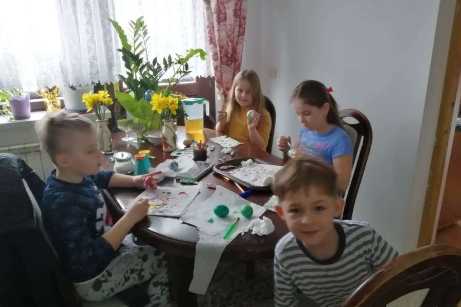 PRZYGOTOWANIA DO ŚWIĄT WIELKANOCNYCH W KLASIE 2
