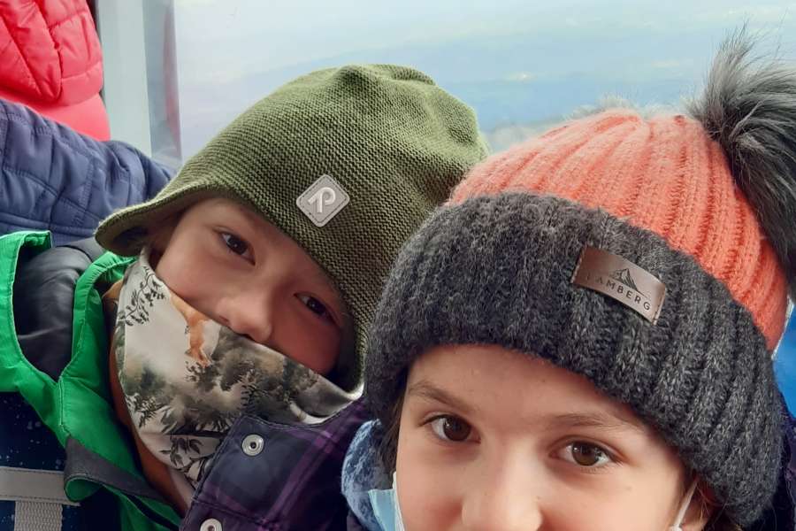 WYCIECZKA UCZNIÓW KLASY 2 NA KASPROWY WIERCH