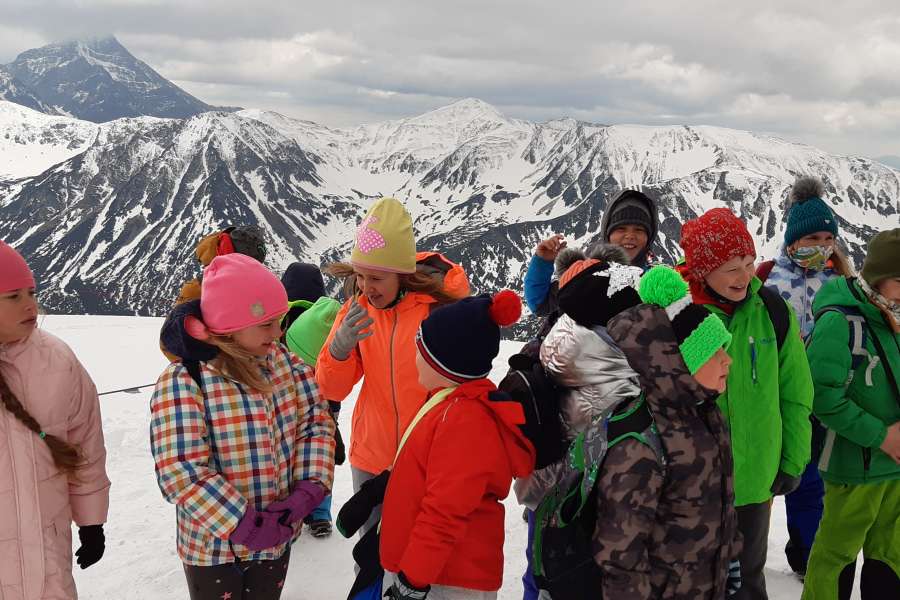 WYCIECZKA UCZNIÓW KLASY 2 NA KASPROWY WIERCH