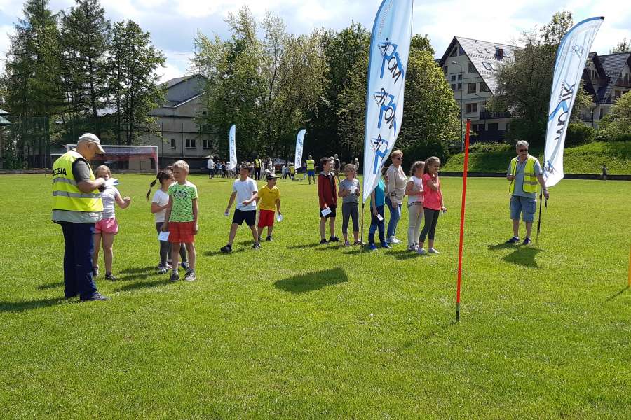TURNIEJ ZABAW SPORTOWYCH DLA UCZNIÓW KLAS 1-3