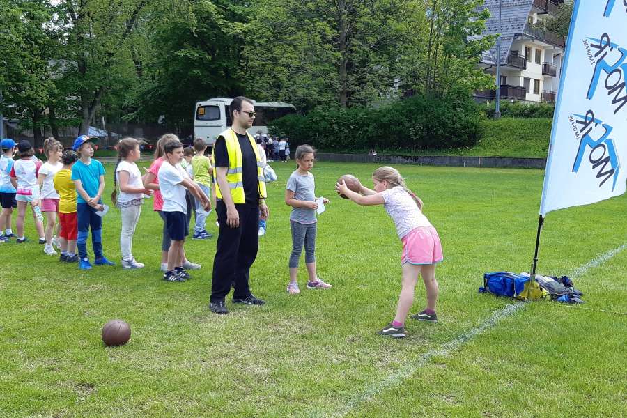 TURNIEJ ZABAW SPORTOWYCH DLA UCZNIÓW KLAS 1-3