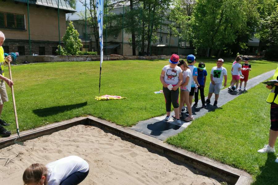 TURNIEJ ZABAW SPORTOWYCH DLA UCZNIÓW KLAS 1-3