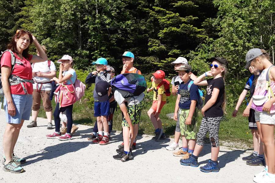 WYCIECZKA KLASY 2 NA RUSINOWĄ POLANĘ I WIKTORÓWKI