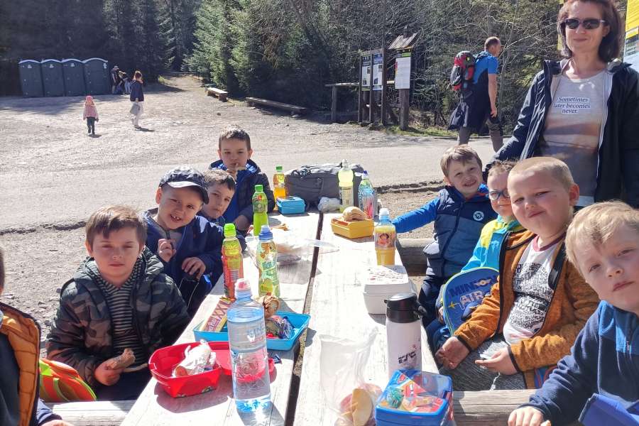 WYCIECZKA SMERFÓW DO DOLINY CHOCHOŁOWSKIEJ