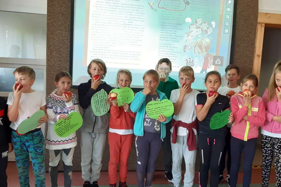 28 WRZEŚNIA ŚWIATOWY DZIEŃ JABŁKA