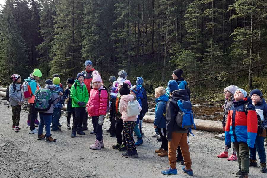 JESIENNA WYCIECZKA DO DOLINY KOŚCIELISKIEJ UCZNIÓW KLASY 2 i 3