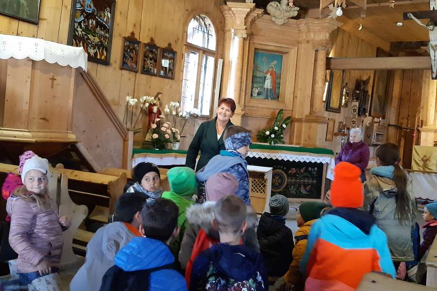 WYCIECZKA NA CMENTARZ KLAS 1 i 3