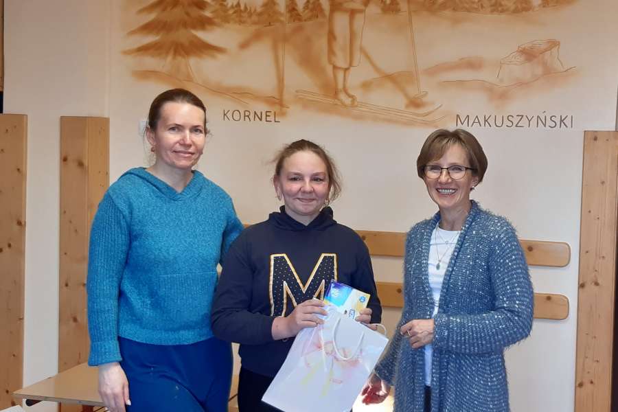 ROZDANIE NAGRÓD DLA UCZNIÓW KLAS 1-8   ZA UDZIAŁ W KONKURSACH SZKOLNYCH