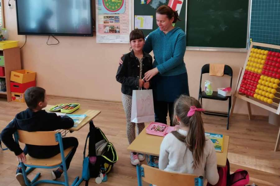 ROZDANIE NAGRÓD DLA UCZNIÓW KLAS 1-8   ZA UDZIAŁ W KONKURSACH SZKOLNYCH