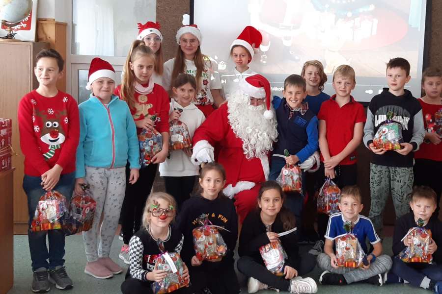 SPOTKANIE Z MIKOŁAJEM UCZNIÓW KLAS 1-321