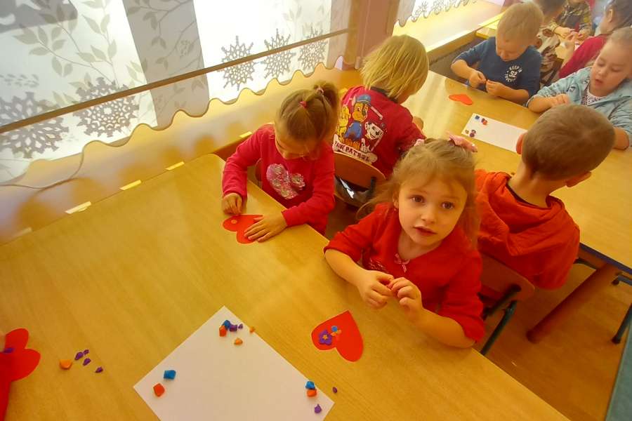 WALENTYNKI W PRZEDSZKOLU