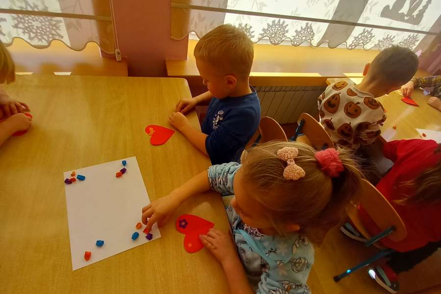 WALENTYNKI W PRZEDSZKOLU