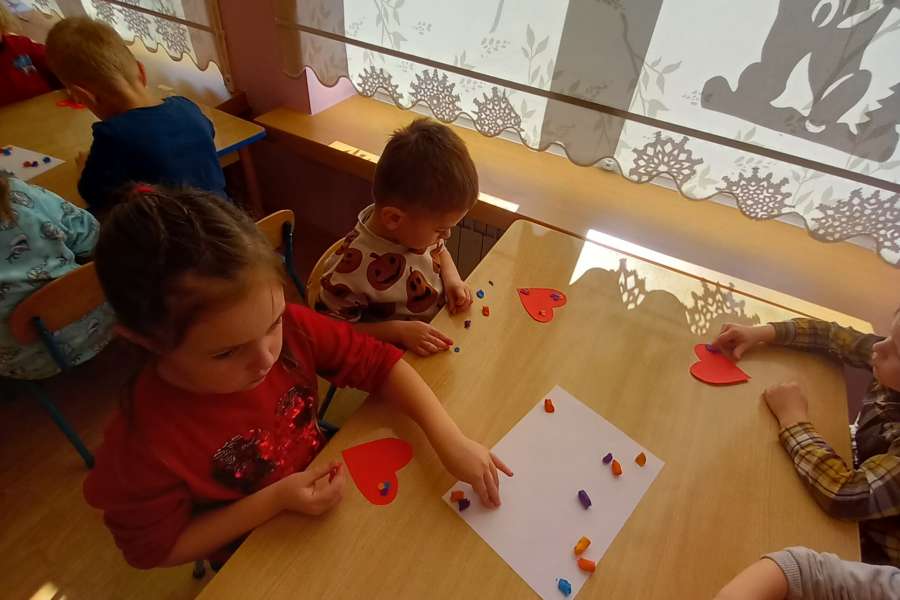 WALENTYNKI W PRZEDSZKOLU