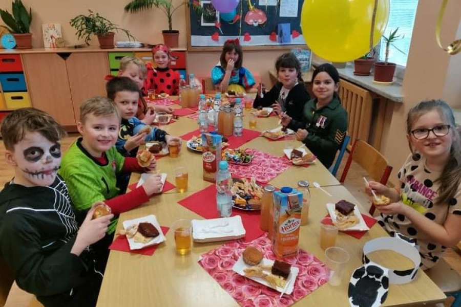 ZABAWA KARNAWAŁOWA KLAS 2