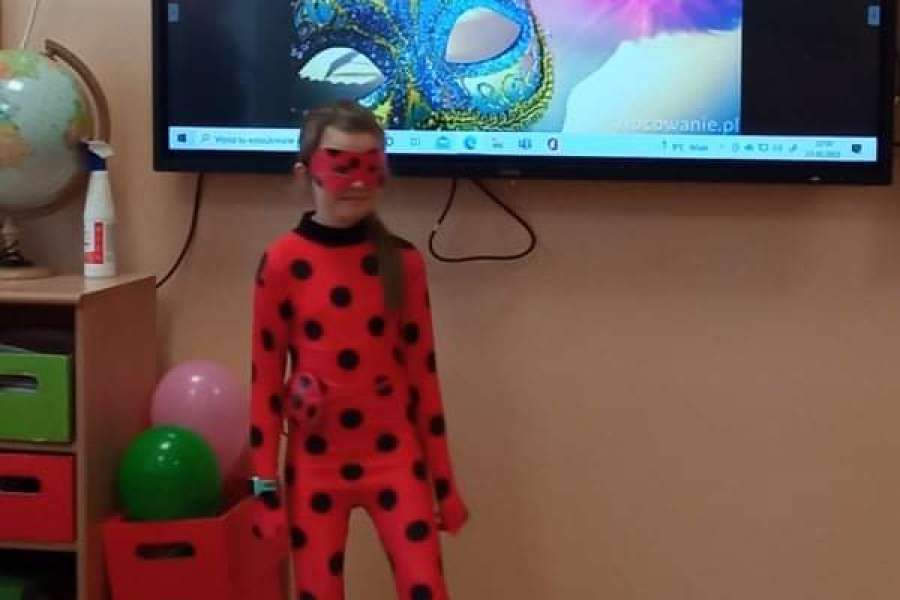 ZABAWA KARNAWAŁOWA KLAS 2