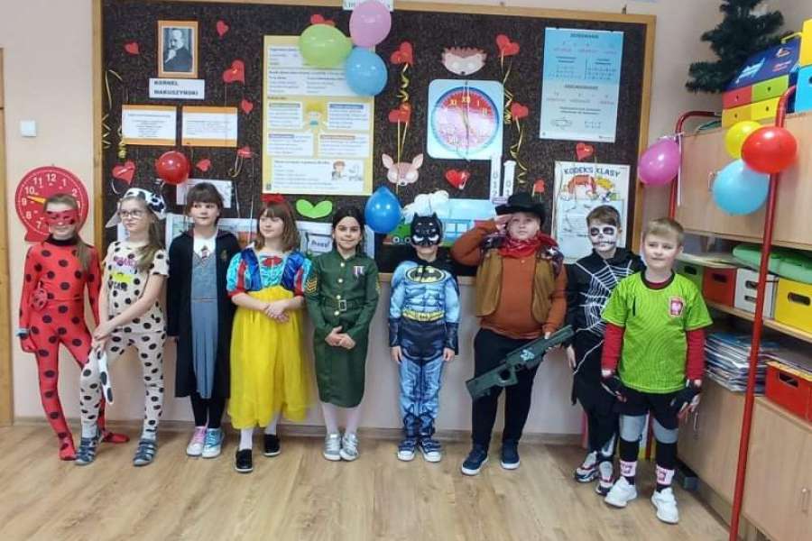 ZABAWA KARNAWAŁOWA KLAS 2