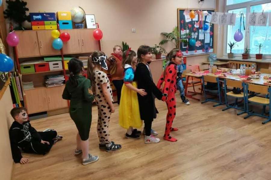 ZABAWA KARNAWAŁOWA KLAS 2