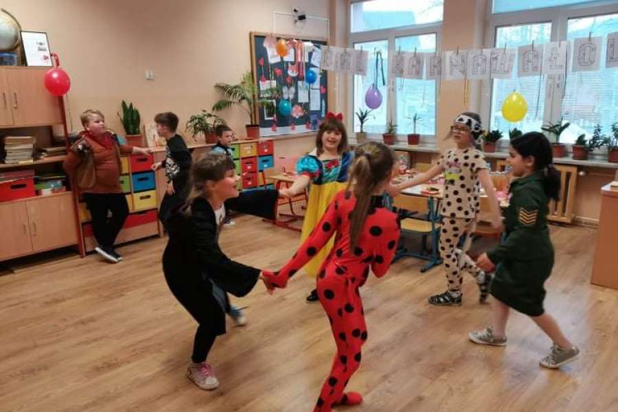 ZABAWA KARNAWAŁOWA KLAS 2