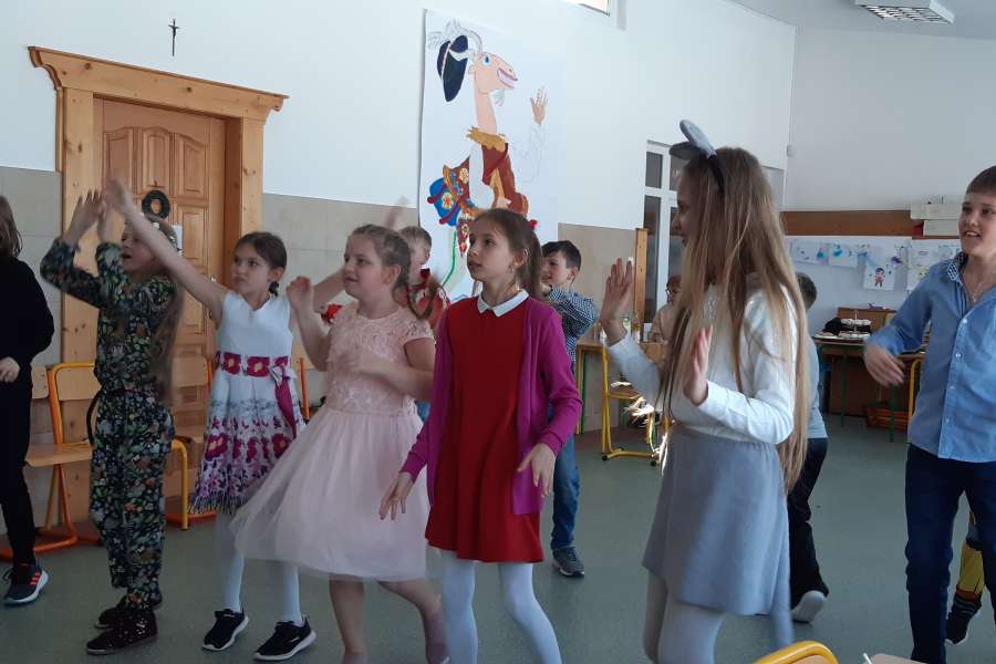 ZABAWA KARNAWAŁOWA KLAS 3