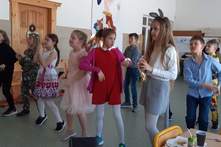 ZABAWA KARNAWAŁOWA KLAS 3