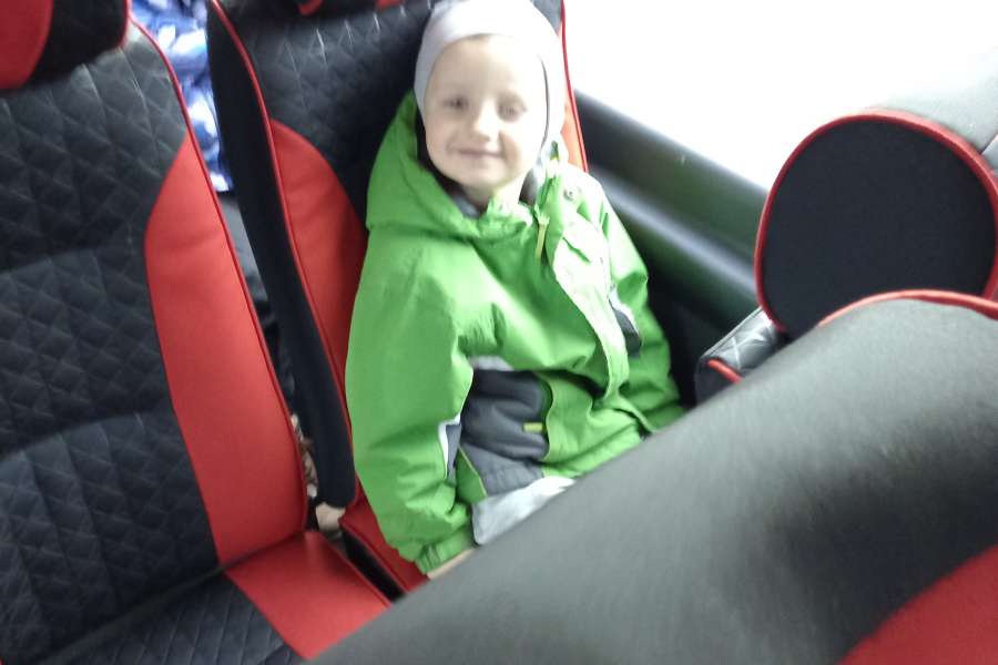 WYJAZD DO KINA " SOKÓŁ" NA SPEKTAKL TEATRALNY PT. 'BAŚŃ O KRÓLOWEJ ŚNIEGU".