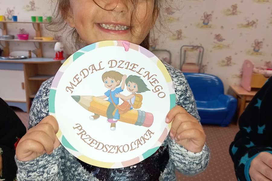 DZIEN_PRZEDSZKOLAKAPP22