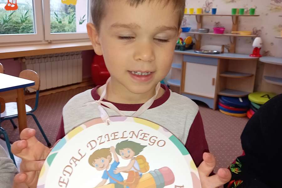 DZIEN_PRZEDSZKOLAKAPP22