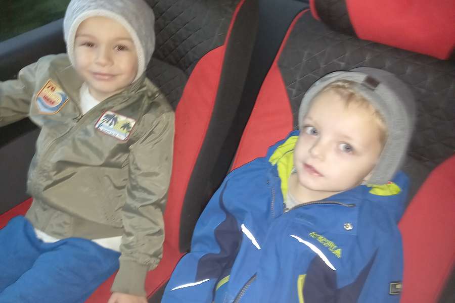 Wyjazd do kina Sokół na przedstawienie teatralne Baśnie Pana Andersena