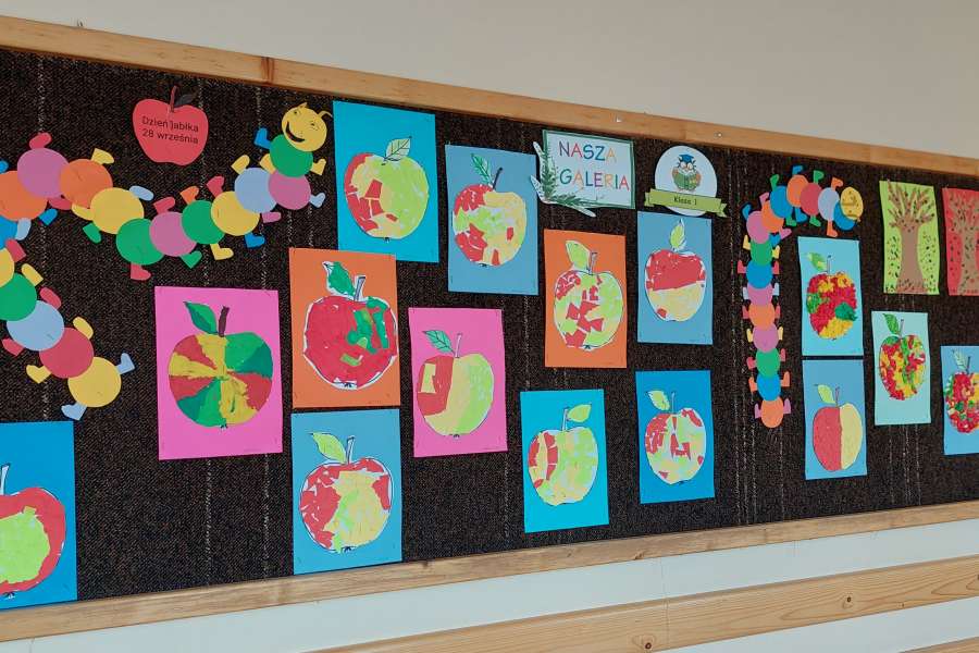 DZIEŃ JABŁKA W KLASACH 1-3