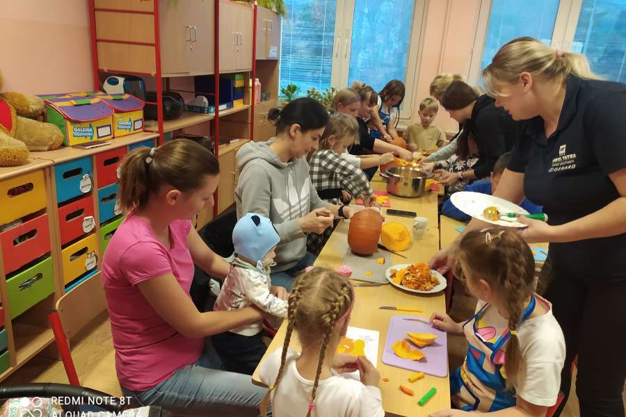 25 PAŹDZIERNIKA TO BYŁ BARDZO DYNIOWY  DZIEŃ W NASZEJ KLASIE!