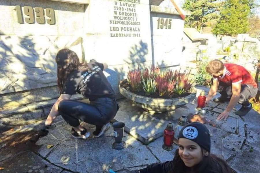 Szkoła pamięta 202223