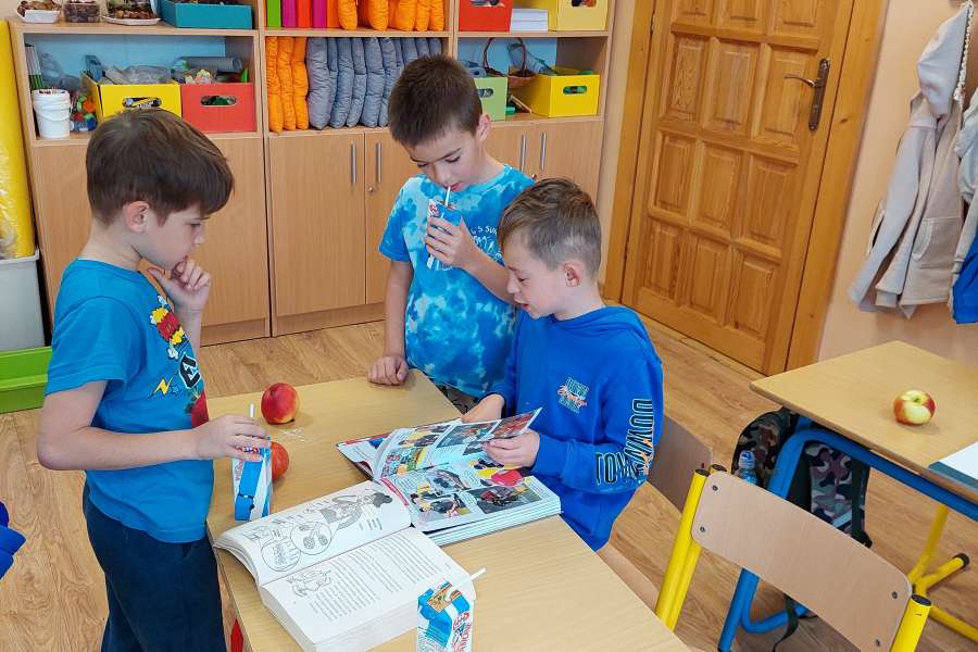 CAŁA POLSKA CZYTA DZIECIOM2223