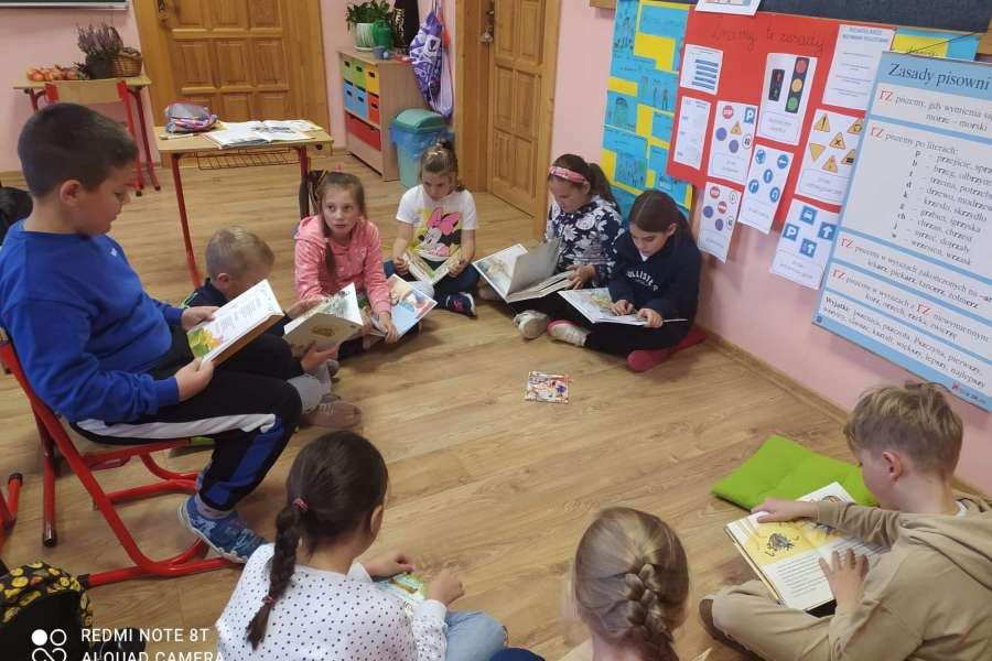 CAŁA POLSKA CZYTA DZIECIOM2223