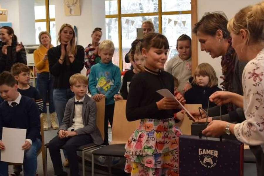 Niektórzy Lubią Poezję223